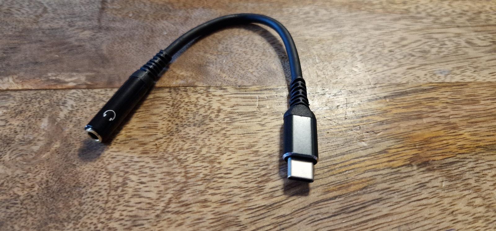 USB C adaptér na slúchadlový konektor - Elektro