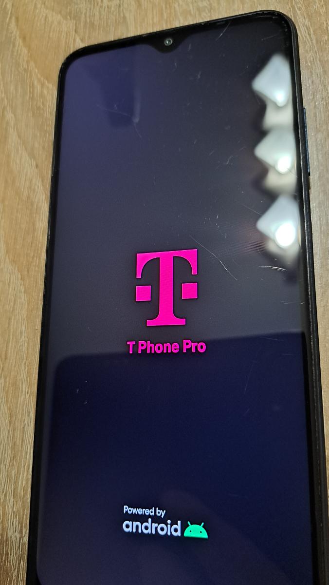 T Phone Pro (2023) 6/256 GB - Mobily a smart elektronika