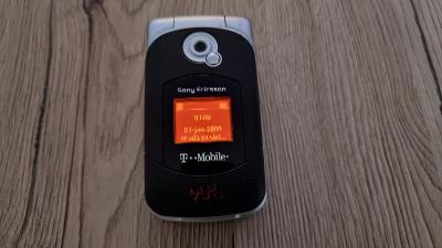 Sony Ericsson W300i, plně funkční, blok.na SK operátora.
