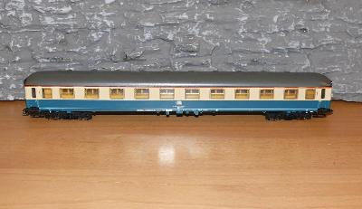 VAGONEK  pro modelovou železnici  velikosti (k14)