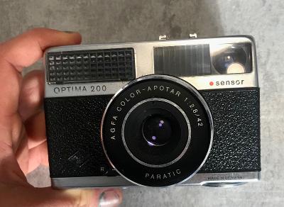 Historický fotoaparát AGFA Optima 200, Apotar 45mm/2,8