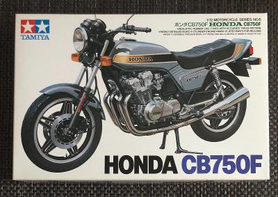 TAMIYA Plastový model motorka Honda CB750F 1/12