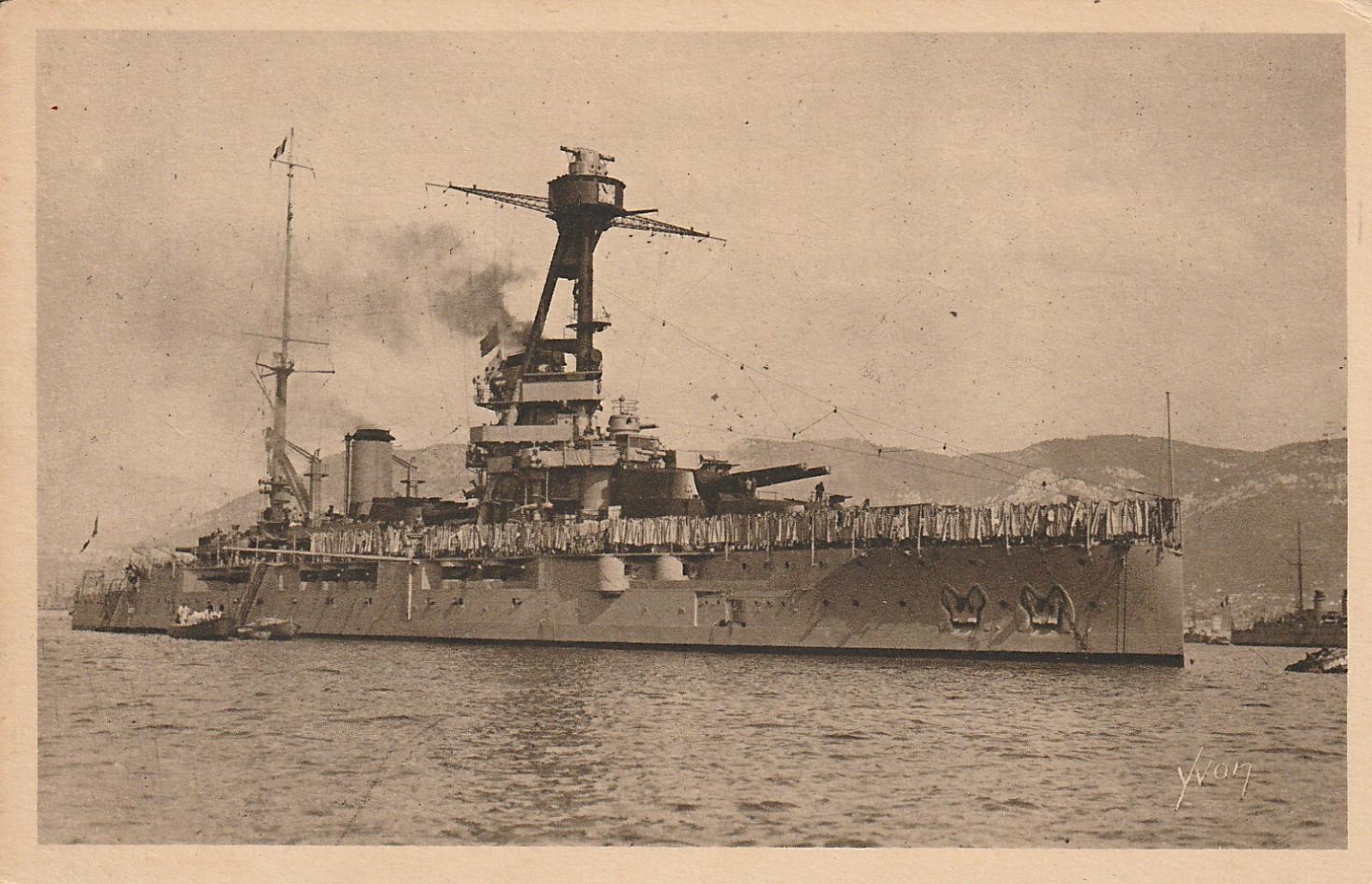 Vojnová loď-"LA PROVENC"-Viasseau Amiral - Pohľadnice