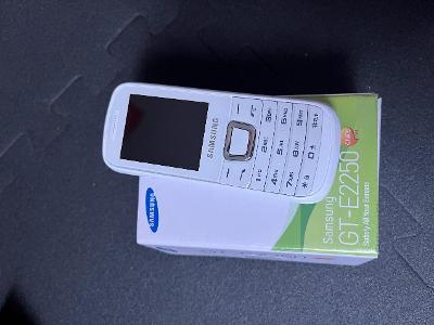 Samsung GT-E2250