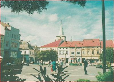 Valašské Meziříčí * náměstí, obchody, část města * Vsetín * B813