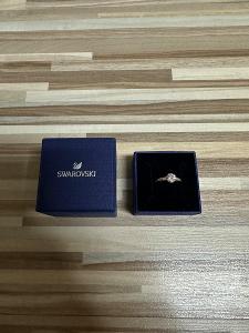 Swarovski prsten Attract pozlacený růžovým zlatem