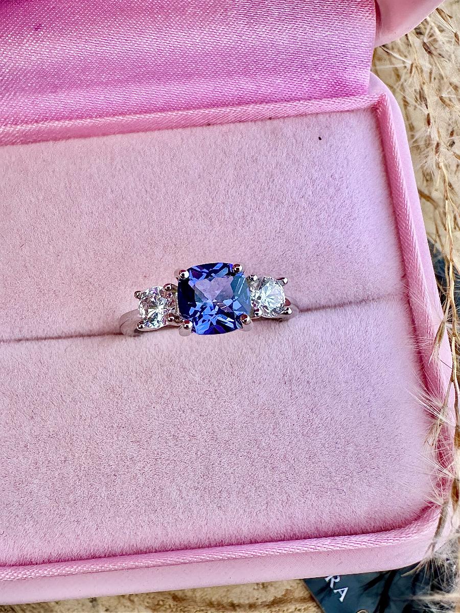 Snubný strieborný prsteň modrý tanzanit prstienok zásnubný - Šperky