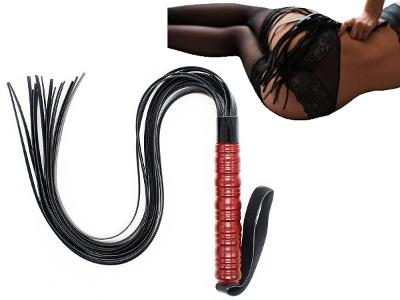 Čierny bič s rukoväťou BDSM