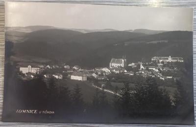 Lomnice u Tišnova - hezké real photo - pohled na městečko - 30. léta