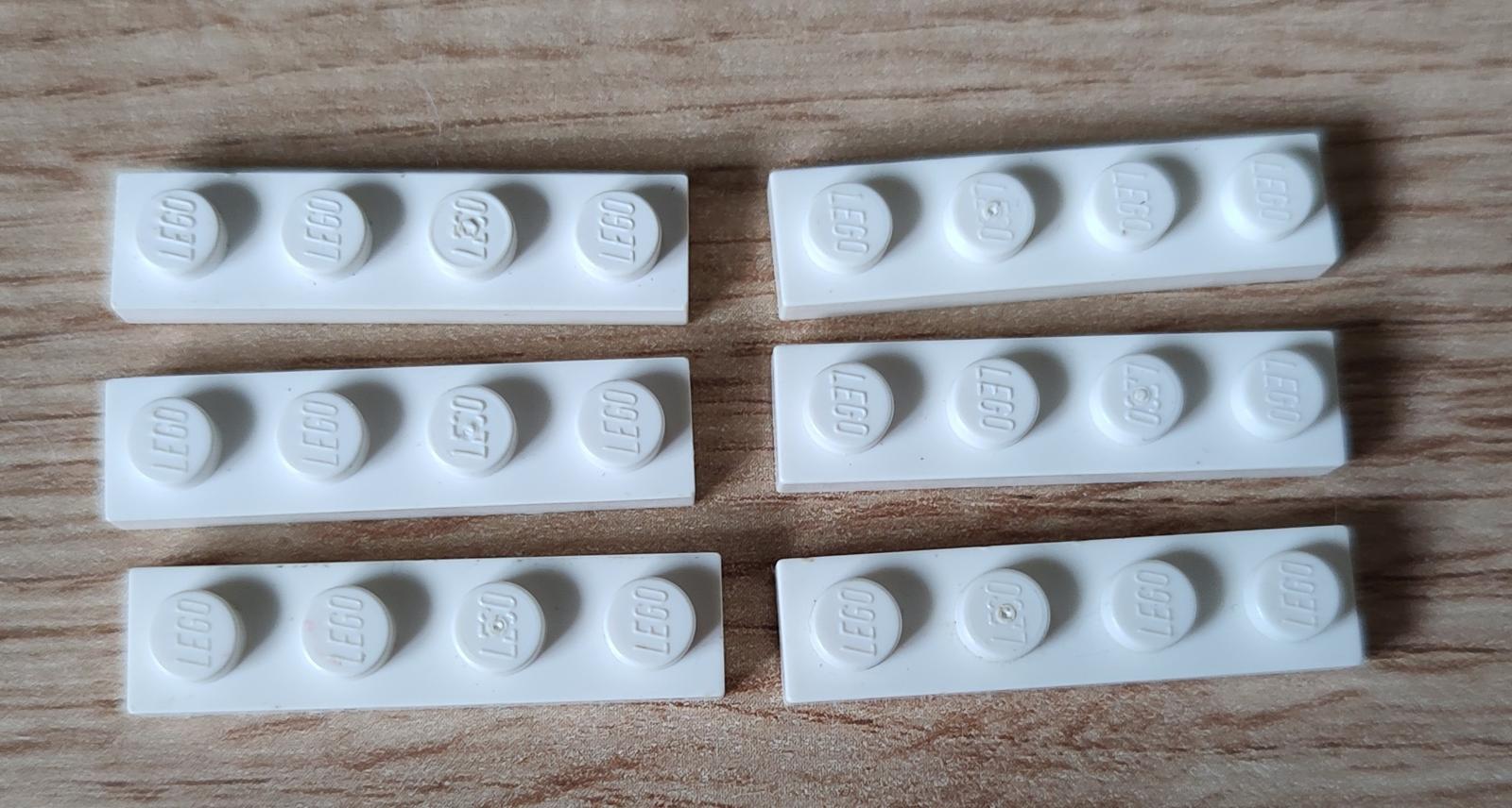 LEGO - dieliky 1x4 - biele - Hračky