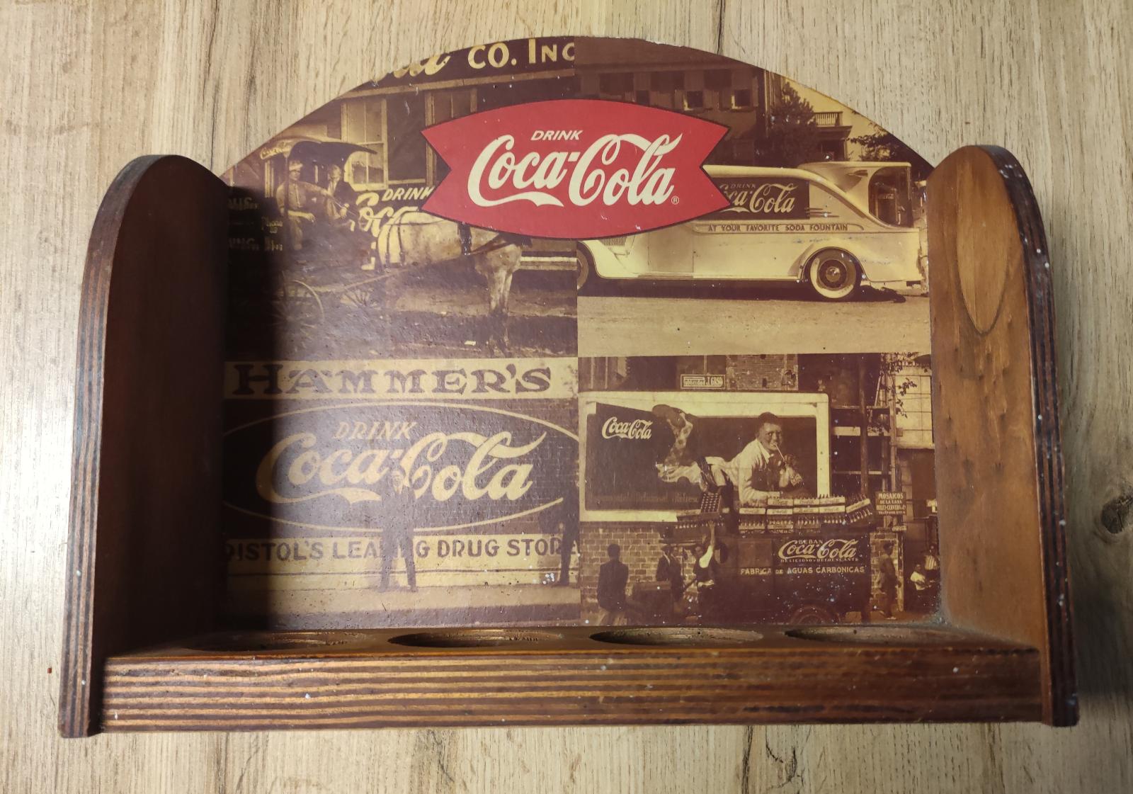 Coca Cola drevený držiak na fľaše - Nápojový priemysel