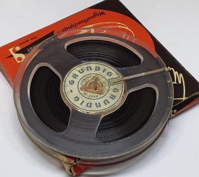 dobový magnetofonový pásek Supraphon, Presley&Gott