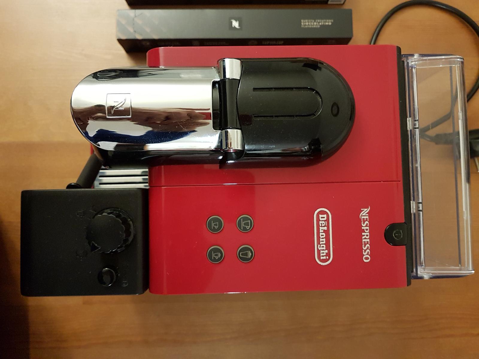 Kávovar Nespresso DeLonghi - Malé elektrospotrebiče