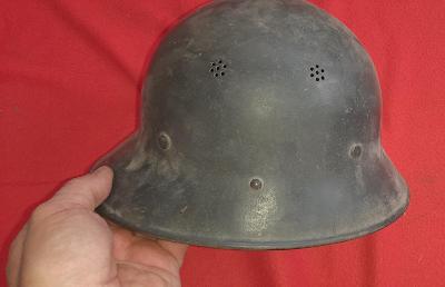 Prodam helmu M29 pro Luftchutz-břidlicová originál barva 