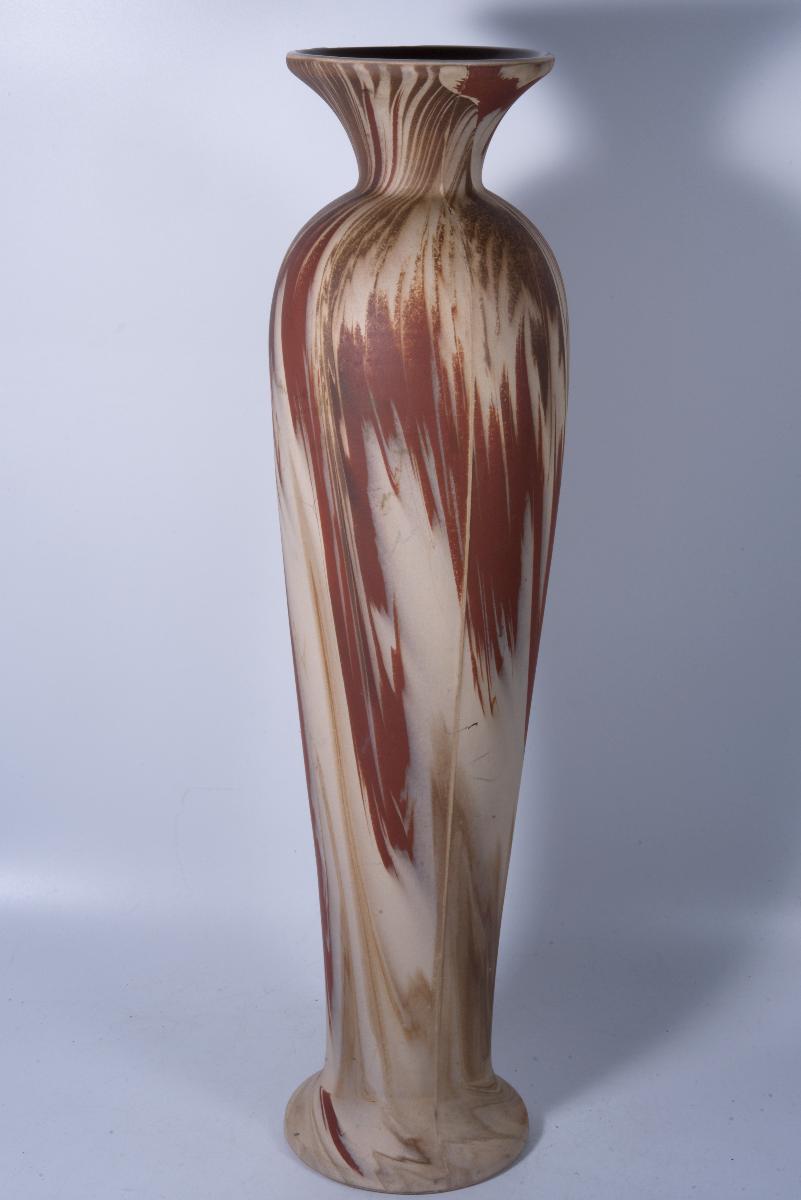 zaujímavá vysoká váza v štýle art deco, plasticky značená, 44 cm - Starožitnosti