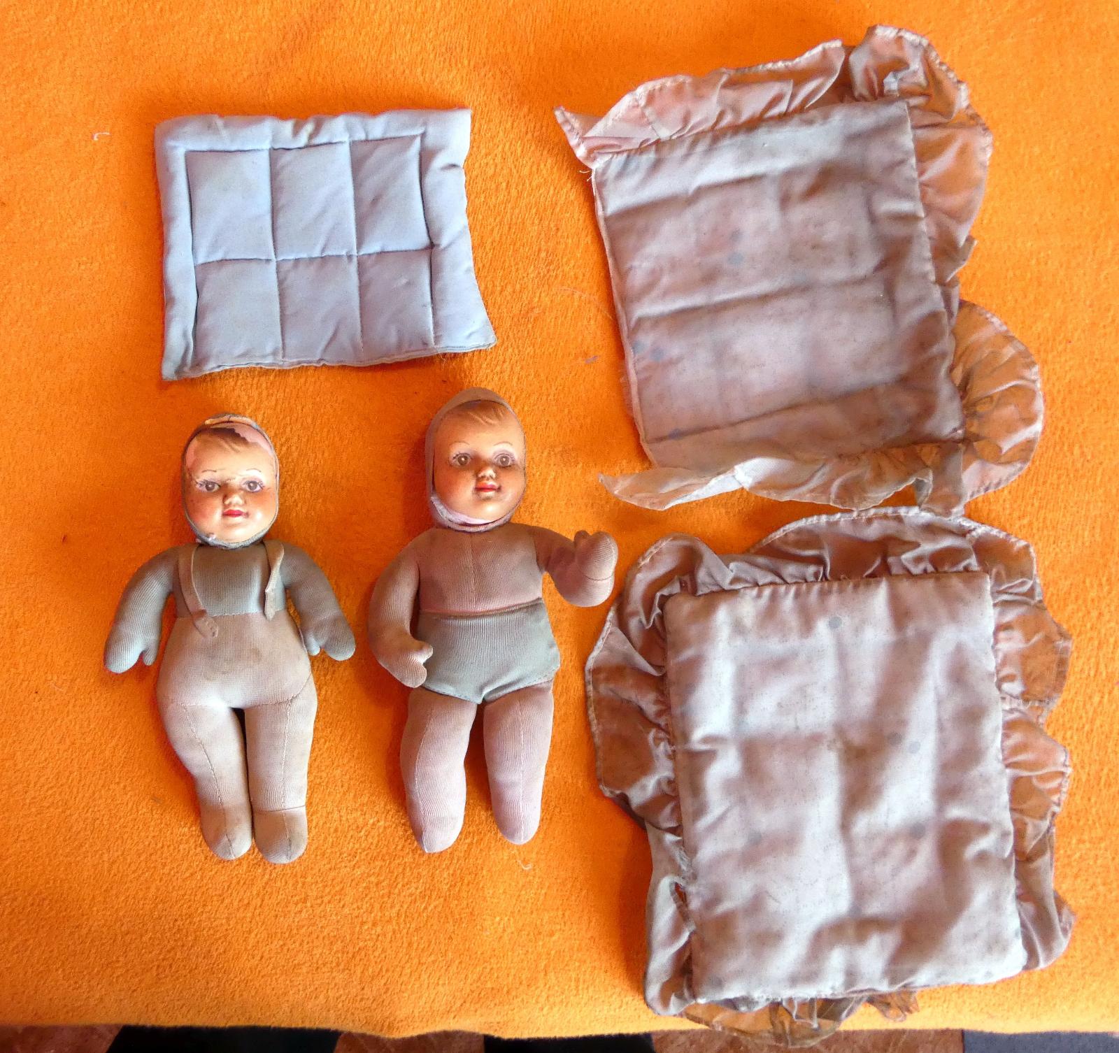Staré bábiky s kolískou - Starožitnosti a umenie