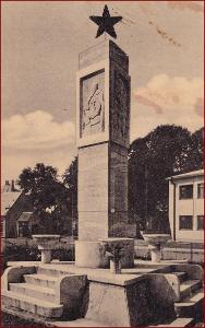 Medzilaborce * válečný pomník, socha * Slovensko * Z252