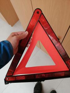 výstražný trojuholník