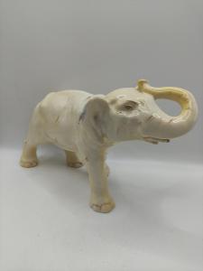 Starožitný keramický slon 