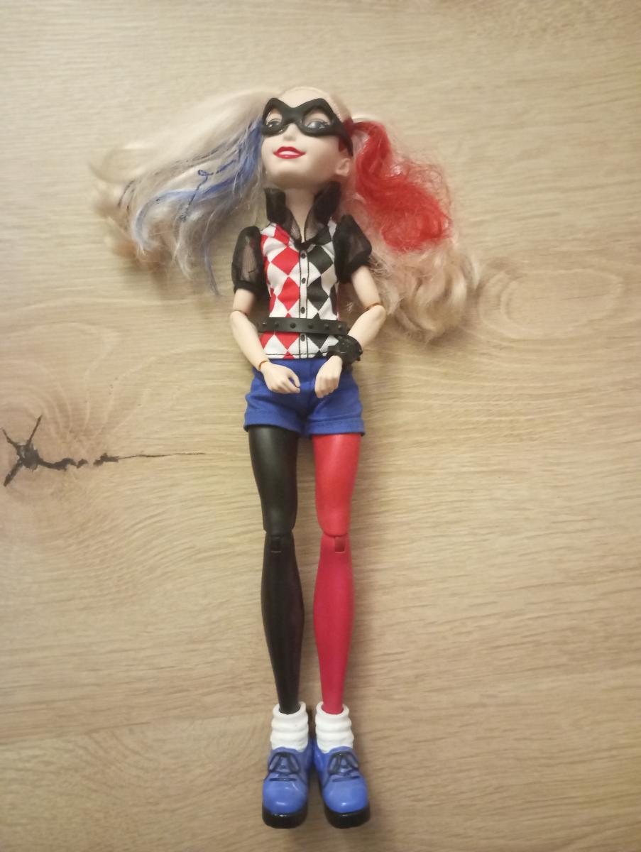 Predám bábiku Harley Quinn,30cm - Hračky
