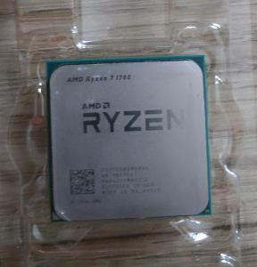 Procesor AMD RYZEN 7 1700