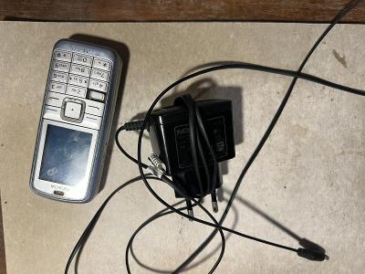 Starý mobil - nokia 6070