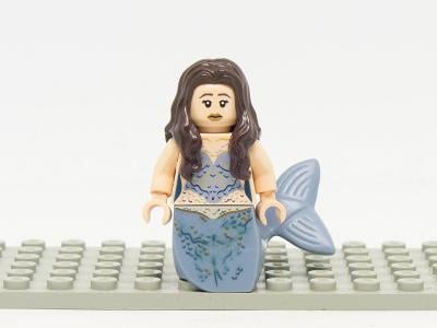 111/311 LEGO Piráti z Karibiku - Mermaid Syrena - poc025