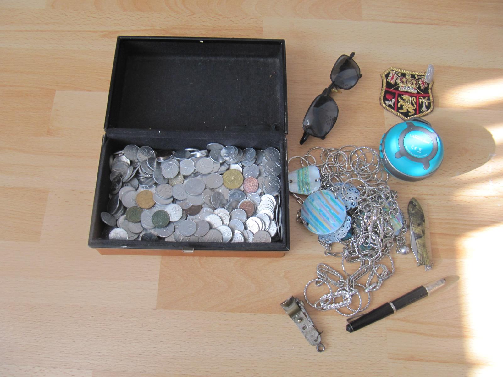 lot mincí a veci zo šuplíka - Zberateľstvo