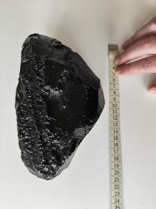 🌟 Veľký obsidián čierny - výskyt Mexiko - váha 2 kg 🌋
