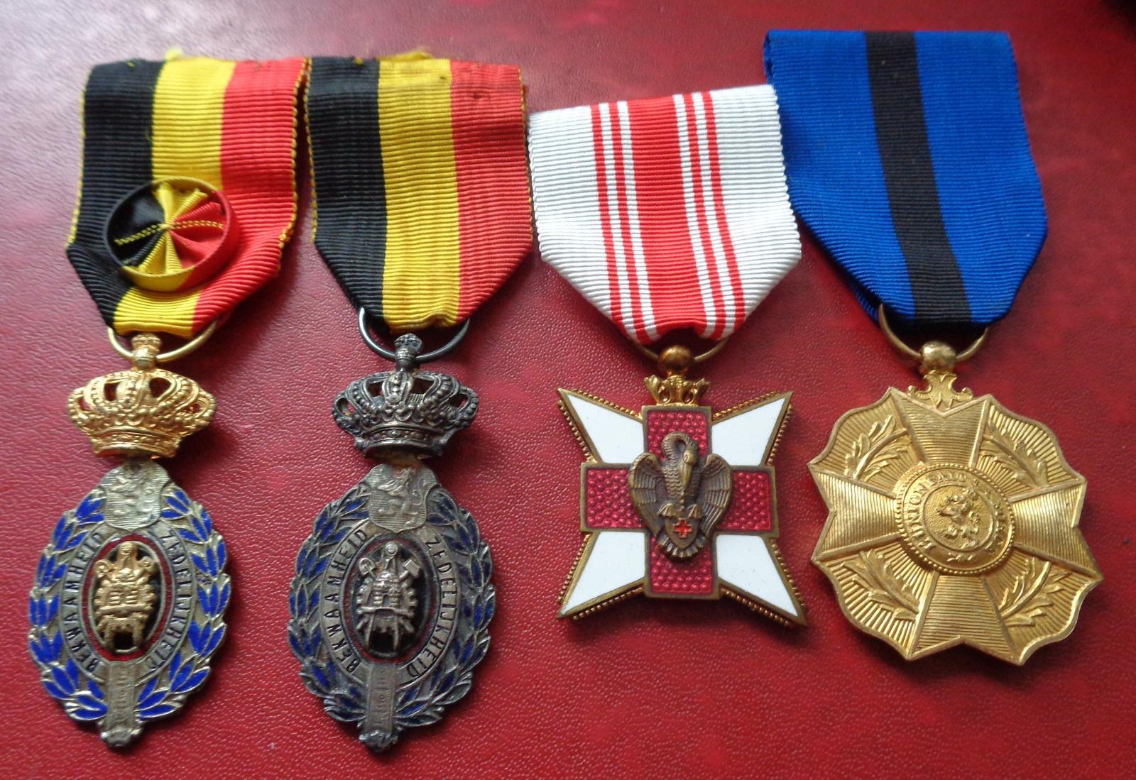 Belgicko. Sada 4 medailí. Rád Medaila - Zberateľstvo