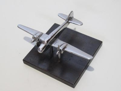 Model letadla na podstavci- XX291