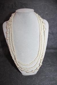 K11. bižuterie korálkový perličkový náhrdelník délka 175 cm 