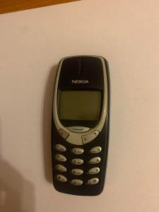 Nokia 3310 vrátane originálneho príslušenstva a paragónu