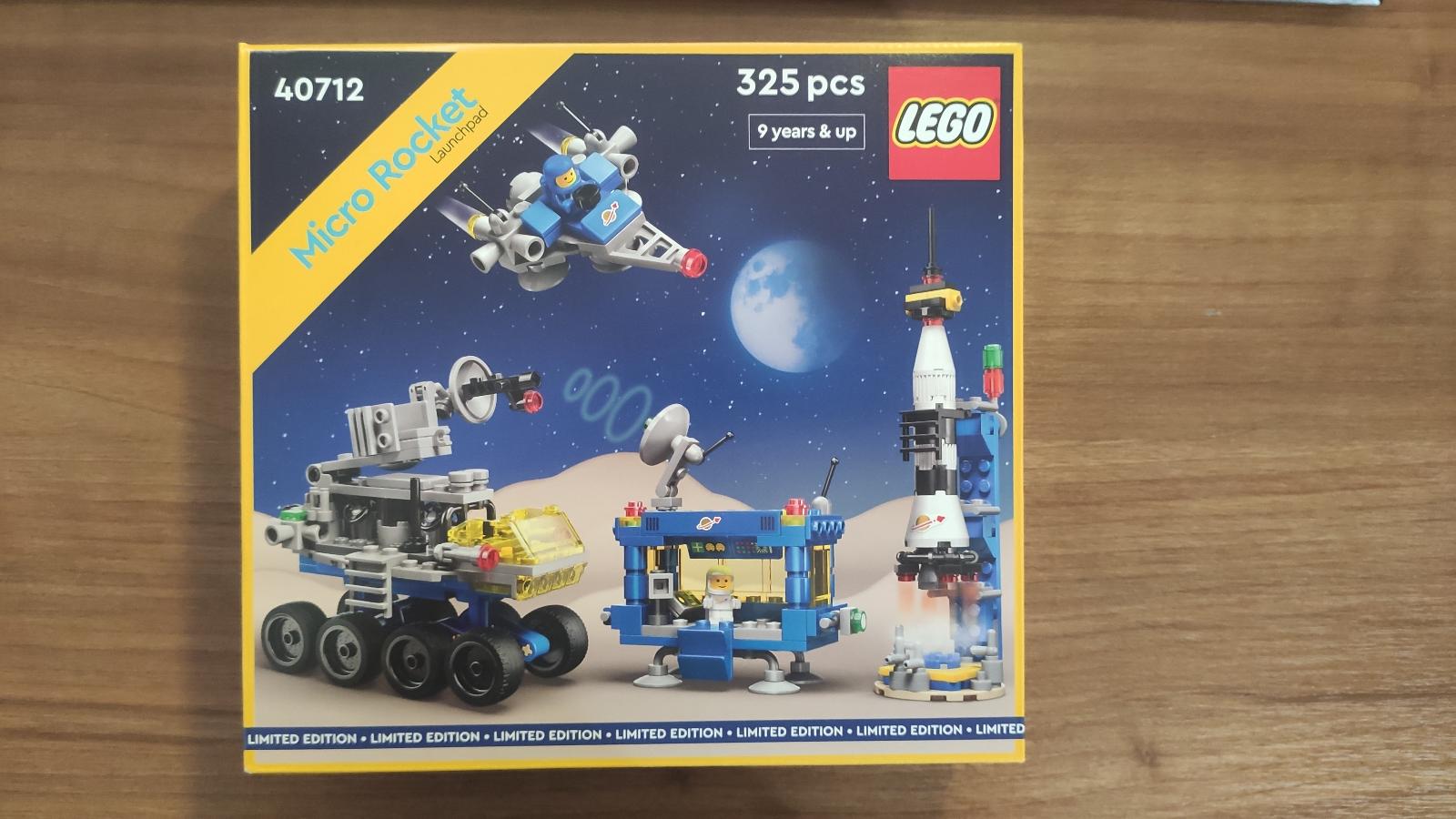 LEGO VIP Mikro raketoplán (40712) - Hračky