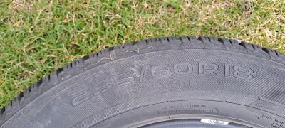 Zimní pneu 235/60 R18 