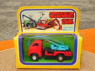 Construction truck battery operated - made in Hong Kong - retro bagr