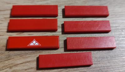 LEGO hladké dílky 1x4 - červené
