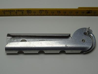 Nějaký starý nástroj-značený MCR