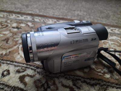 Videokamera Panasonic NV-GS120