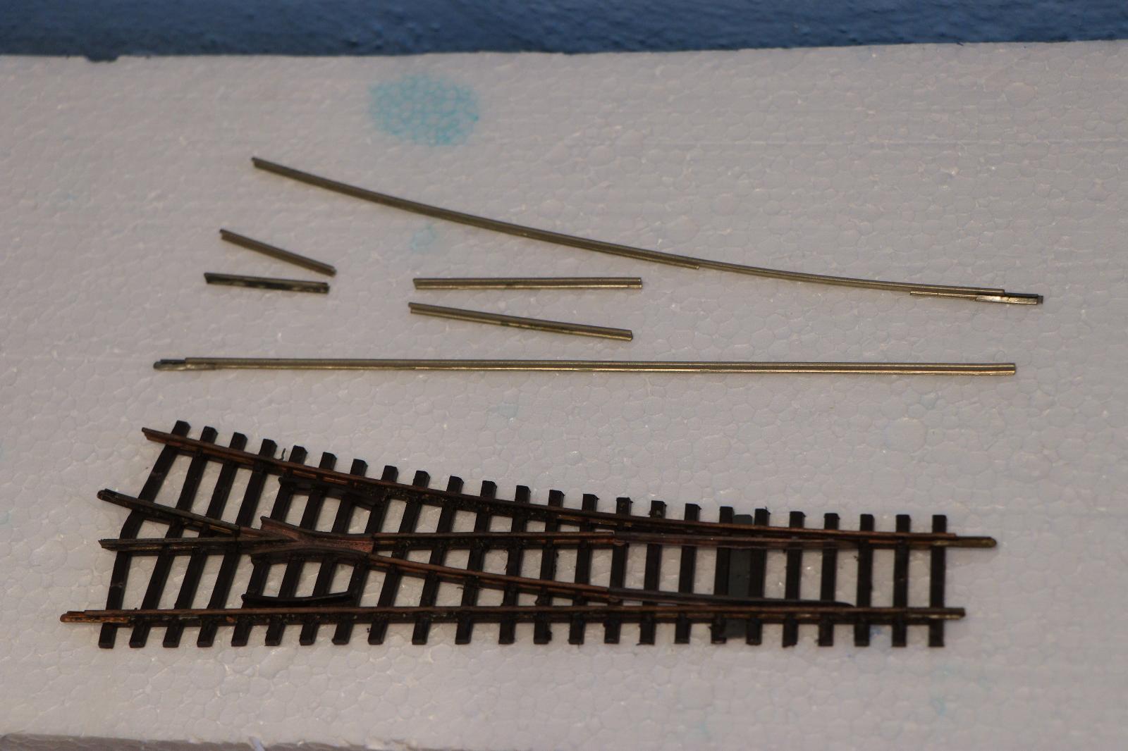 Pilz výhybka pravá 15°, náhradné diely koľajničky - Modelové železnice