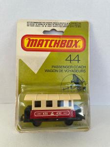Matchbox Superfast No. MB44-C – Passenger Coach, Anglicko (UK blister)