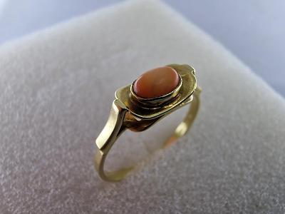 Starý prsten ze zlata
