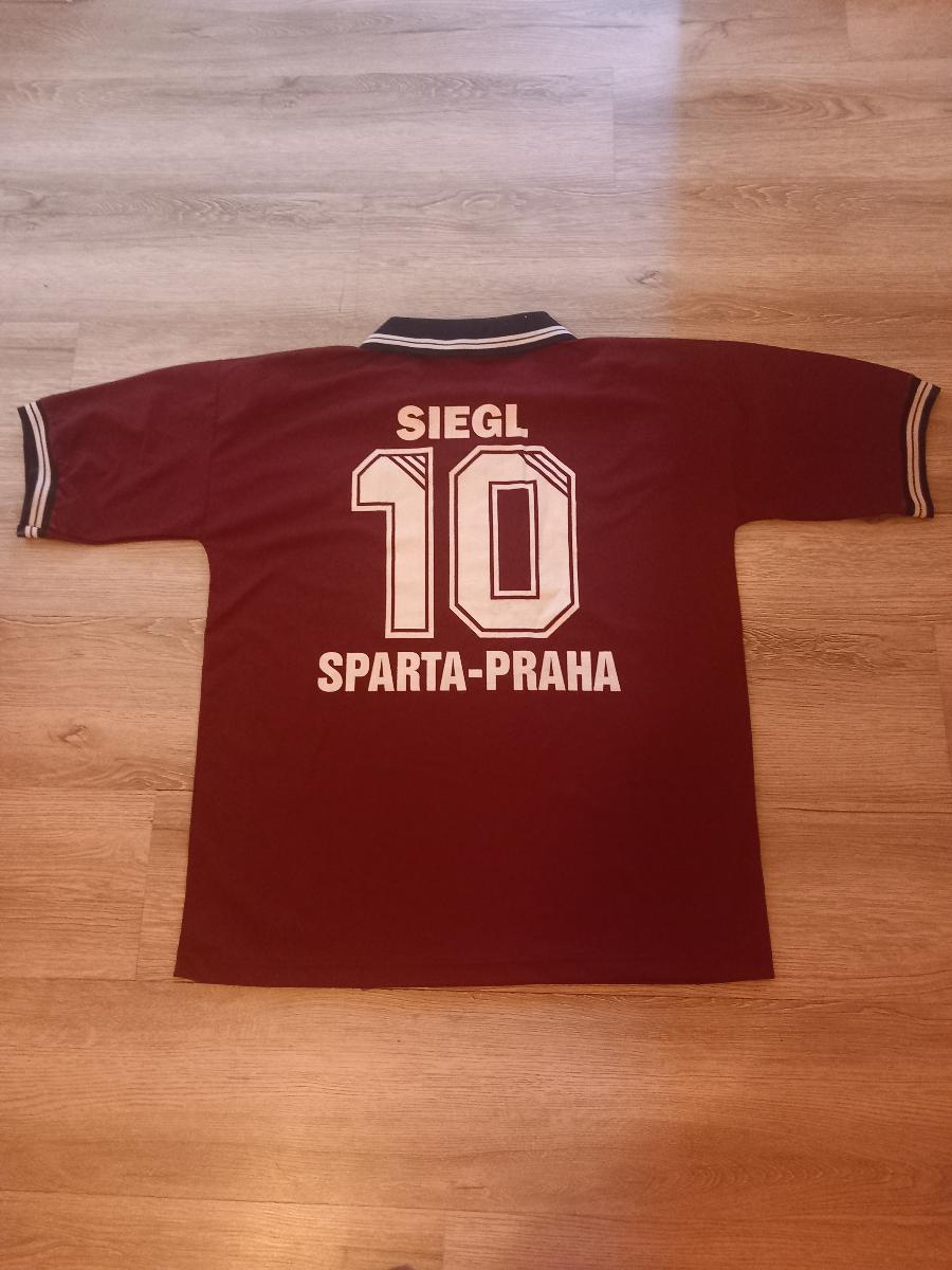 Futbalový dres č. 10 Horst Siegl - Vybavenie pre kolektívne športy