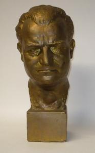 Gottwald, sadrová busta, výška 43 cm