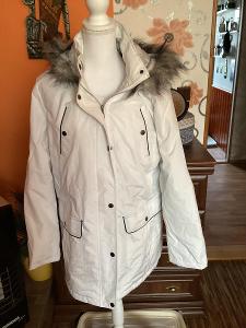 Bílá zimní bunda s kapucí vel.XL(42)