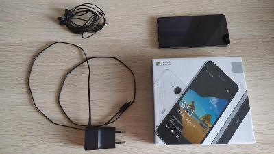 Microsoft Lumia 650 LTE čierna + 64GB SD