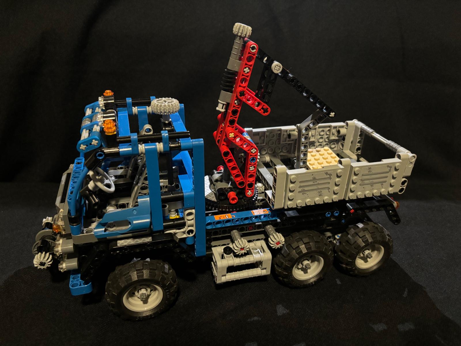 LEGO Technic 8273 Terénny nákladiak - Hračky