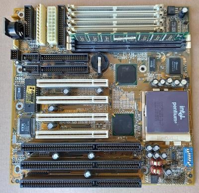 Retro deska socket 7 - Pentium 120MHz, 32MB ram