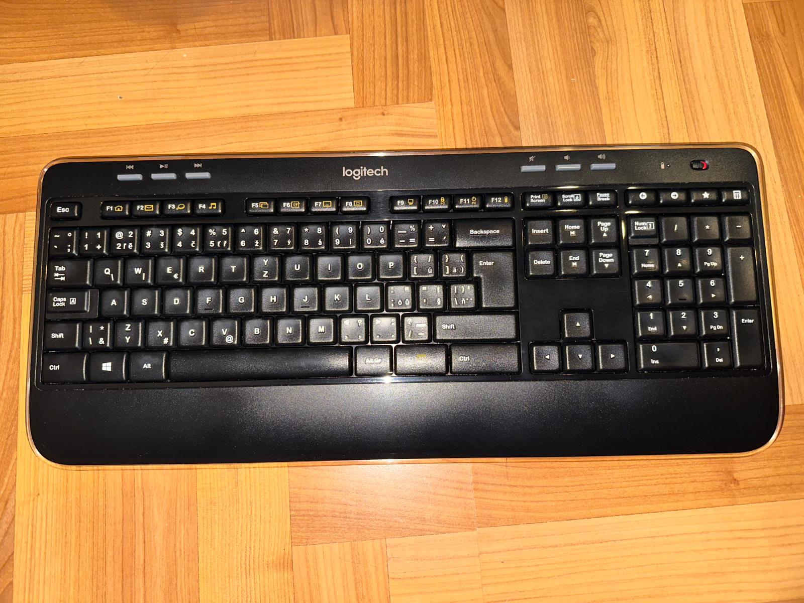 Bezdrôtová klávesnica Logitech K520 - Vstupné zariadenie k PC