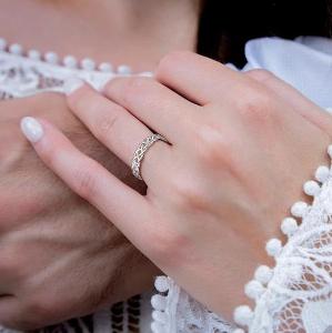Dámský prsten Silvora keltské bílé zlato